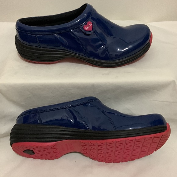 Sanita “Refresh” Patent Leather Low Back Slip-on Clogs - Picture 2 of 5